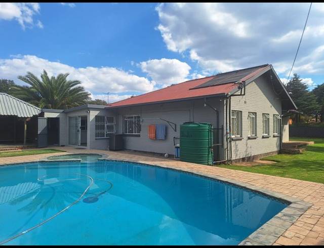 5 BEDROOM HOUSE FOR SALE IN BRENTHURST